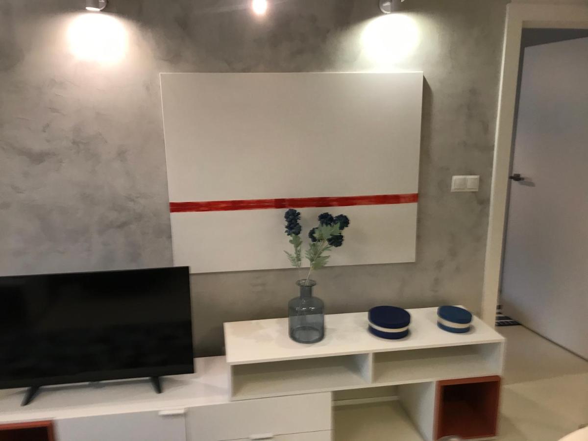 Browar Lubicz 17b 11 By Atrium Apartment